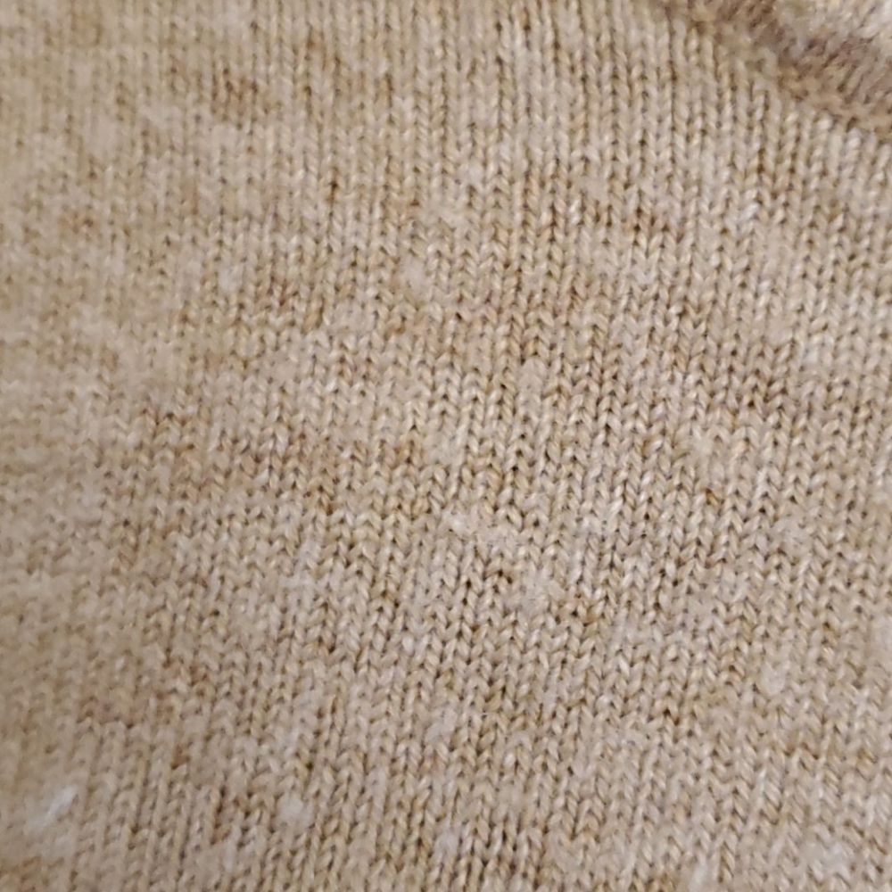 Sweater - Picture 4 of 4